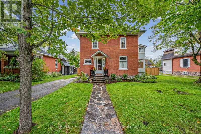 57 McMurray Street, Bracebridge, Ontario, P1L2A1, Bracebridge, Ontario — photo 1 of 5