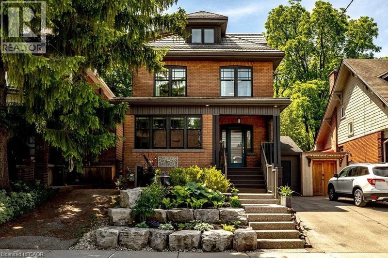 99 HILLCREST Avenue, Hamilton, Ontario, L8P2X1, Hamilton, Ontario — photo 1 of 5