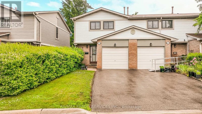 #125 125 Ashton Crescent, Brampton (Central Park), Ontario, L6S3J9, Brampton (Central Park), Ontario — photo 1 of 5