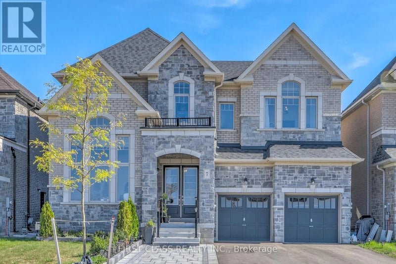 7 Cranley Road, East Gwillimbury (Sharon), Ontario, L9N0T7, East Gwillimbury (Sharon), Ontario — photo 1 of 5
