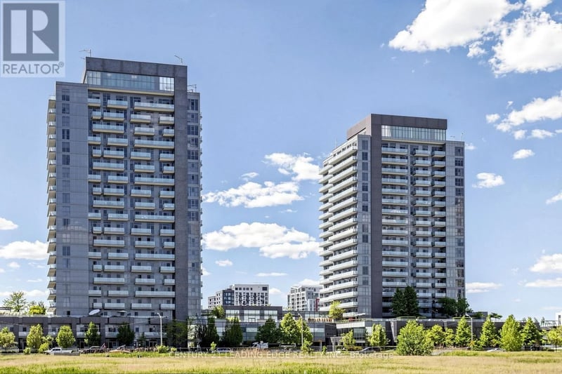 #801 65 Oneida Crescent, Richmond Hill (Langstaff), Ontario, L4B0G9, Richmond Hill (Langstaff), Ontario — photo 1 of 5