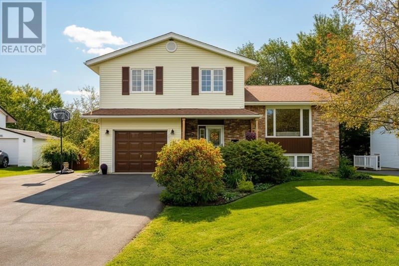 2 Joan Eleanor Drive, Dartmouth, Nova Scotia, B2W5Z9, Dartmouth, Nova Scotia — photo 1 of 5