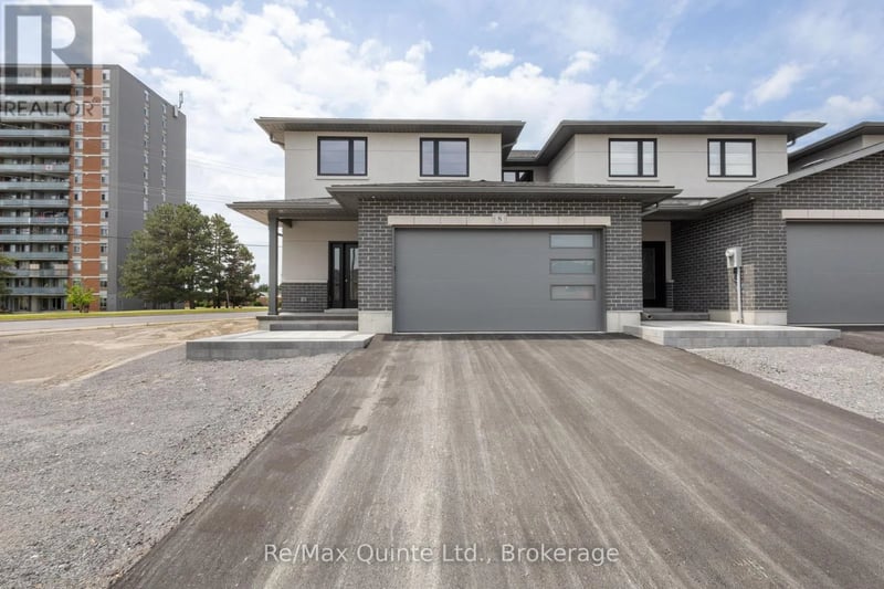 8 Stinson Avenue, Belleville (Belleville Ward), Ontario, K8P5N9, Belleville (Belleville Ward), Ontario — photo 1 of 5