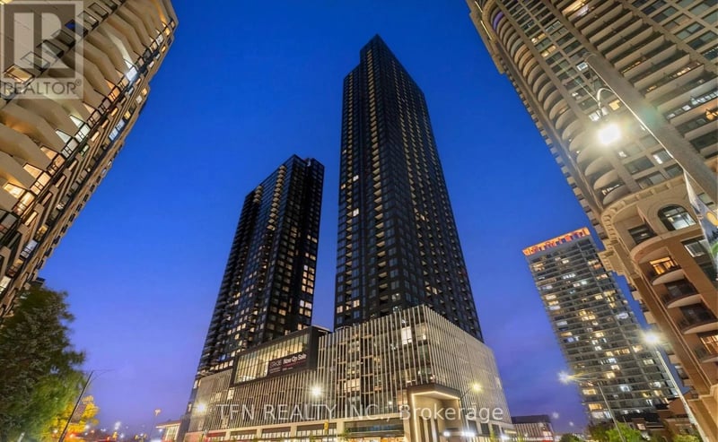 #3803 395 Square One Drive, Mississauga (City Centre), Ontario, L5B0P6, Mississauga (City Centre), Ontario — photo 1 of 5