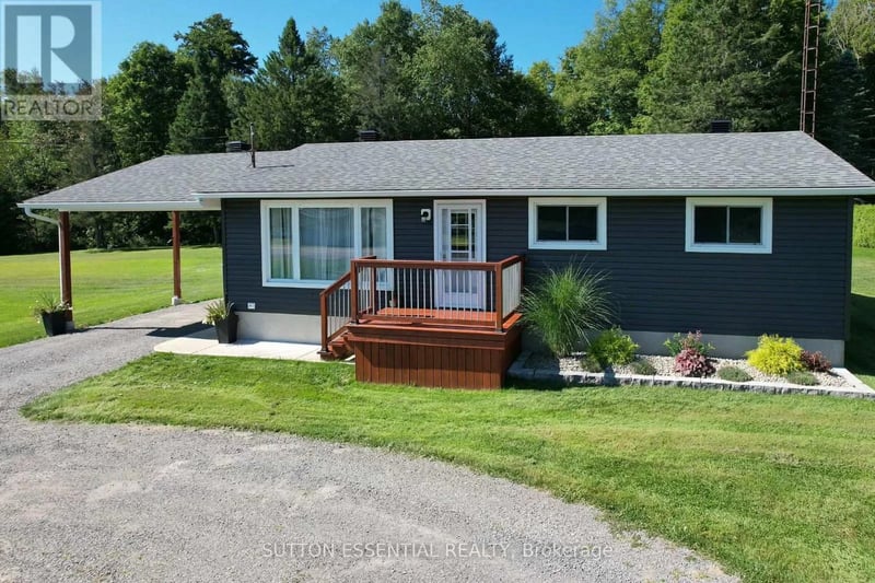 6174 County Rd 15 Road, Augusta, Ontario, K6V5T2, Augusta, Ontario — photo 1 of 5