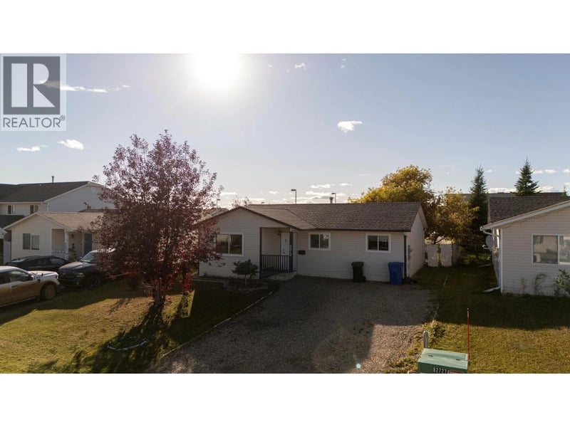 8912 81A Street, Fort St. John, British Columbia, V1J6X7, Fort St. John, British Columbia — photo 1 of 5