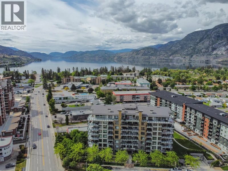 #804 3301 Skaha Lake Road, Penticton, British Columbia, V2A6G6, Penticton, British Columbia — photo 1 of 5