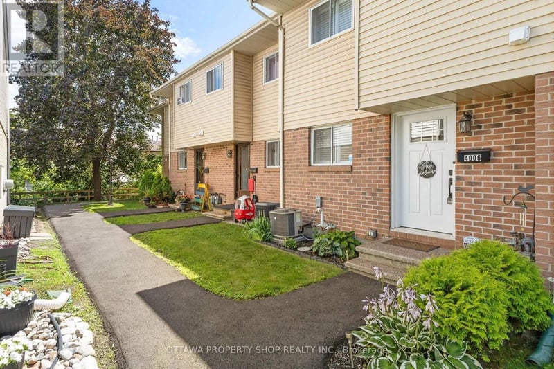 4006 Eady Court, Ottawa, Ontario, K1J8X6, Ottawa, Ontario — photo 1 of 5