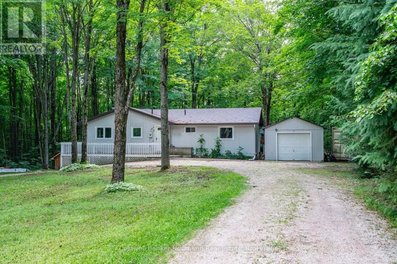 574286 Sideroad 40, West Grey, Ontario, N0C1H0, West Grey, Ontario — photo 1 of 5