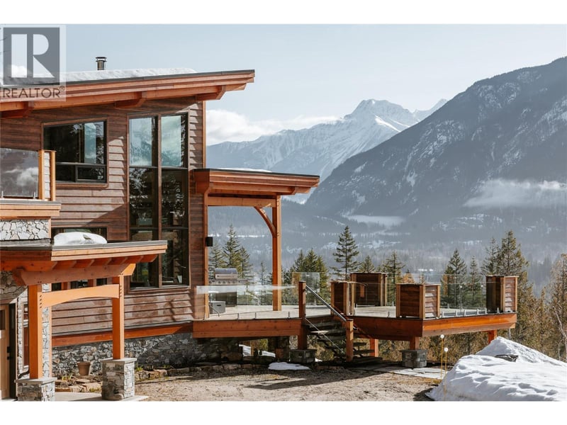1917 Mt McPherson Drive, Revelstoke, British Columbia, V0E2S0, Revelstoke, British Columbia — photo 1 of 5