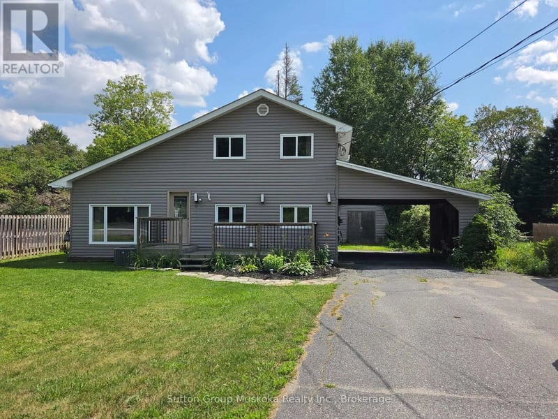 11 West Road, Huntsville, Ontario, P1H1L1, Huntsville, Ontario — photo 1 of 5
