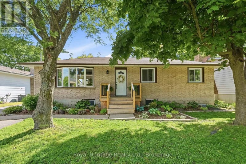 93 Division Street South, Brighton, Ontario, K0K1H0, Brighton, Ontario — photo 1 of 5