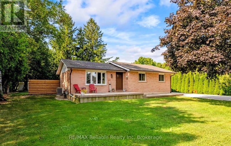 38823 Vienna Street, Bluewater (Stanley), Ontario, N0M2R0, Bluewater (Stanley), Ontario — photo 1 of 5