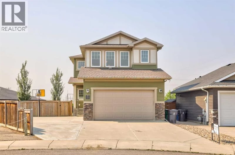 490 Mary Cameron Crescent North, Lethbridge, Alberta, T1H6V6, Lethbridge, Alberta — photo 1 of 5