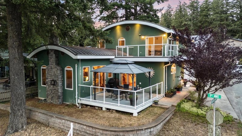 267 FIRST Avenue, Cultus Lake, British Columbia, V2R4Z4, Cultus Lake, British Columbia — photo 1 of 5