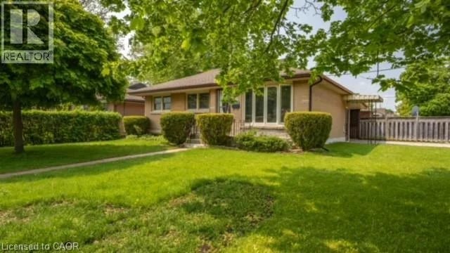 #UPPER 48 MCDONALD Avenue, Cambridge, Ontario, N1R4J2, Cambridge, Ontario — photo 1 of 5