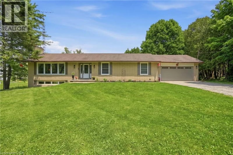 318 FREELTON Road, Freelton, Ontario, N0B2J0, Freelton, Ontario — photo 1 of 5