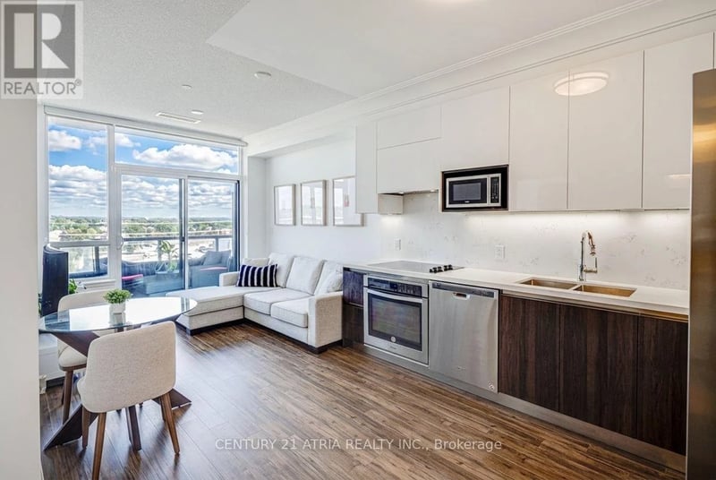 #RG15 25 Water Walk Drive, Markham (Unionville), Ontario, L6G0G3, Markham (Unionville), Ontario — photo 1 of 5