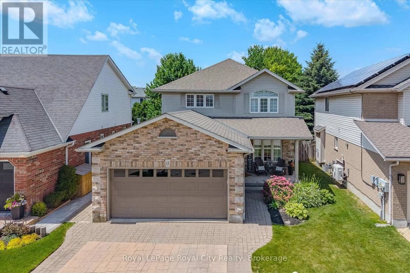 17 Carroll Crescent, Guelph (Clairfields/Hanlon Business Park), Ontario, N1G5B7, Guelph (Clairfields/Hanlon Business Park), Ontario — photo 1 of 5