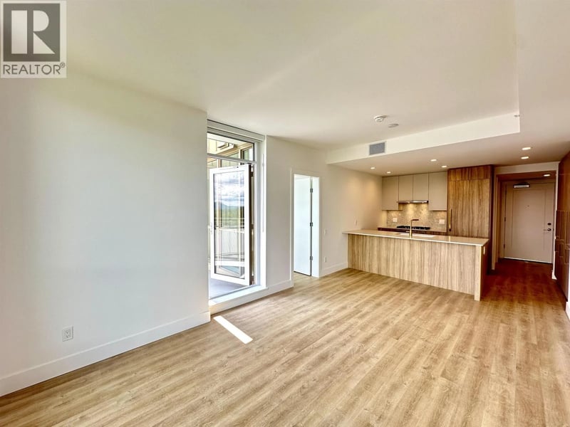 #1004 2375 EMERY Court, North Vancouver, British Columbia, V7J0E9, North Vancouver, British Columbia — photo 1 of 5