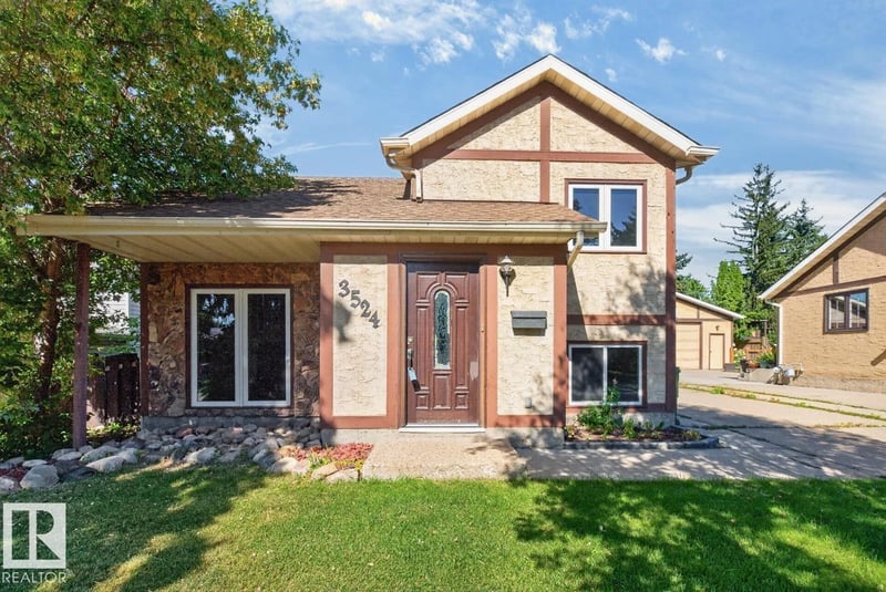 3524 51 ST NW, Edmonton, Alberta, T6L1C6, Edmonton, Alberta — photo 1 of 5