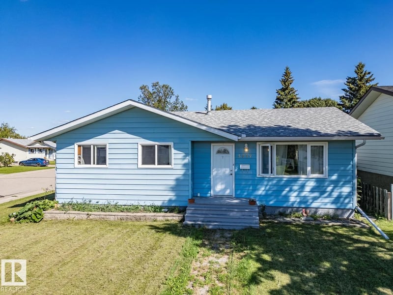 5337 47 ST N, Bruderheim, Alberta, T0B0S0, Bruderheim, Alberta — photo 1 of 5