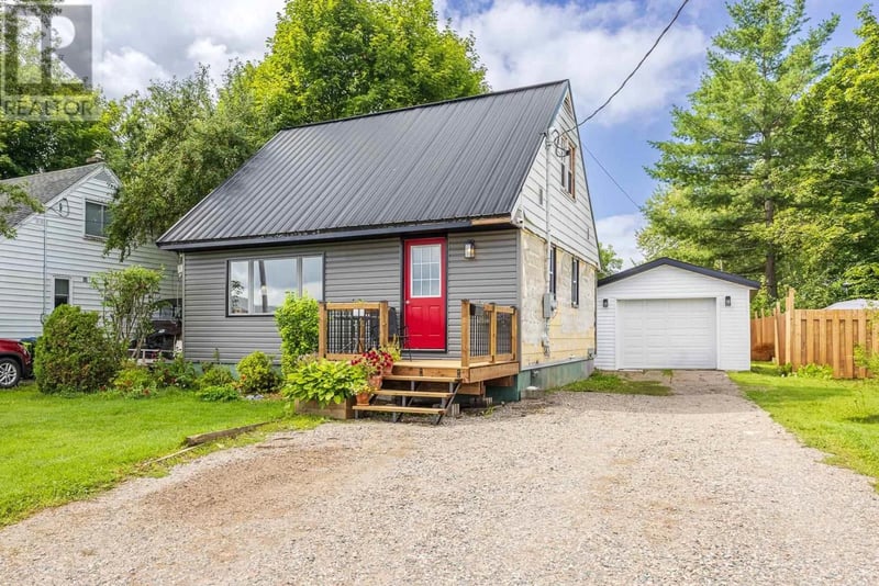 83 Weldon AVE, Sault Ste Marie, Ontario, P6B3C5, Sault Ste Marie, Ontario — photo 1 of 5