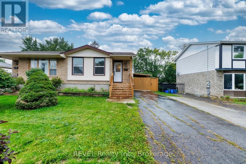 97 Tupper Drive, Thorold (Confederation Heights), Ontario, L2V4C9, Thorold (Confederation Heights), Ontario — photo 1 of 5
