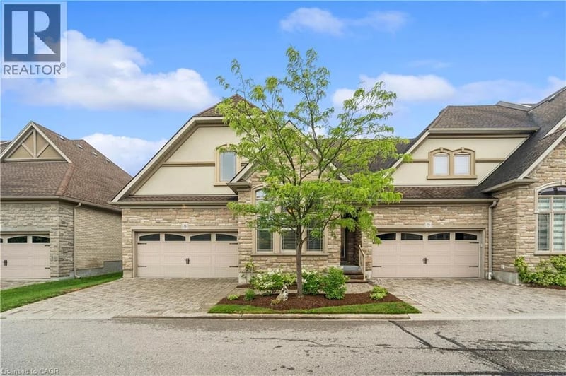 #8 19 SIMMONDS Drive, Guelph, Ontario, N1E0H4, Guelph, Ontario — photo 1 of 5