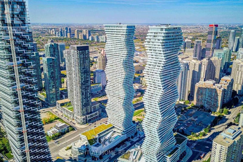 #6001 3900 Confederation Parkway, Mississauga (City Centre), Ontario, L5B0M3, Mississauga (City Centre), Ontario — photo 1 of 5