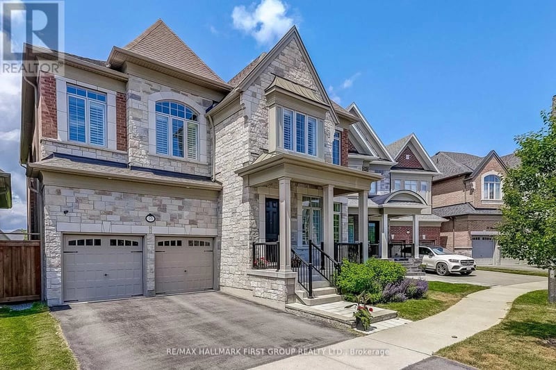 16 Beaverdams Drive, Whitby, Ontario, L1P0C4, Whitby, Ontario — photo 1 of 5