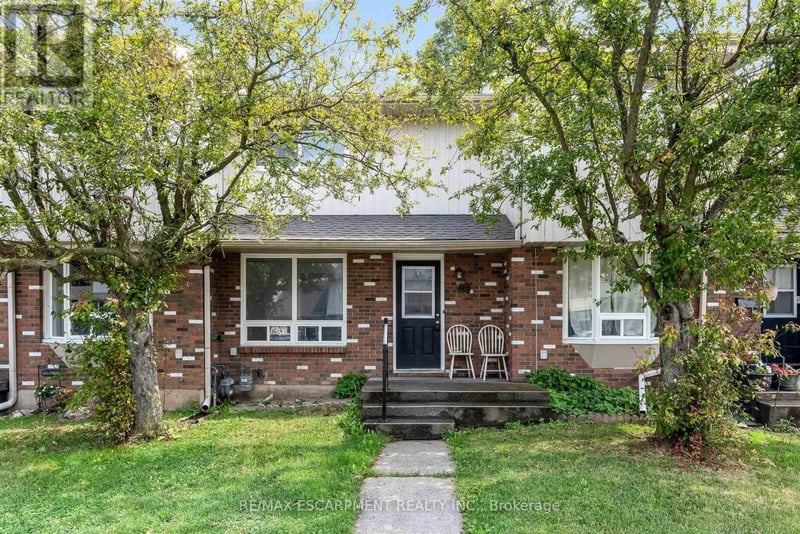 #284 100 Brownleigh Avenue, Welland (Welland Downtown), Ontario, L3B5V8, Welland (Welland Downtown), Ontario — photo 1 of 5