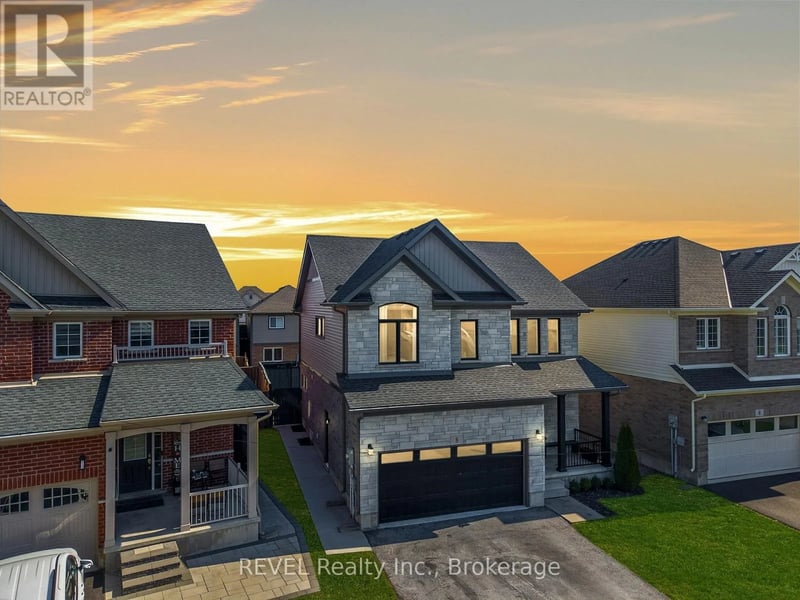 8 Elderberry Road, Thorold (Confederation Heights), Ontario, L2V0E7, Thorold (Confederation Heights), Ontario — photo 1 of 5