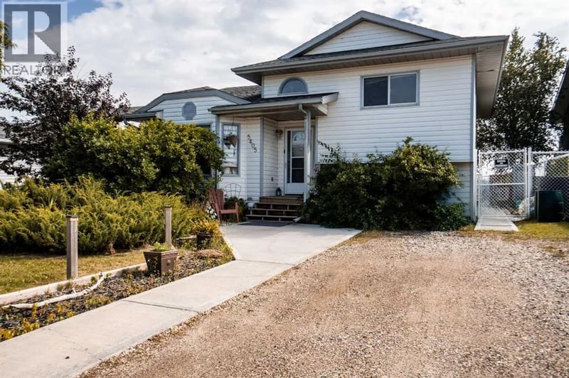 5405 42 Ave, Grimshaw, Alberta, T0H1W0, Grimshaw, Alberta — photo 1 of 5