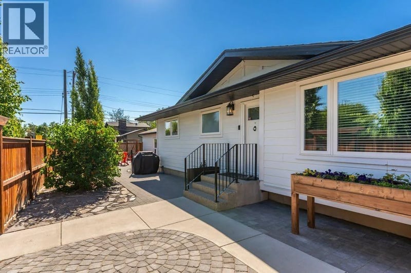 9504 3 Street Southeast, Calgary, Alberta, T2J0W8, Calgary, Alberta — photo 1 of 5