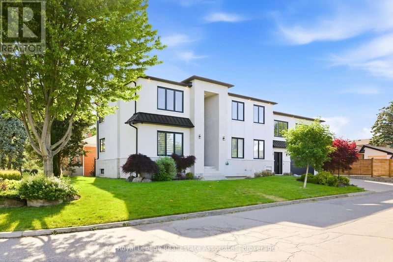 14 Joyce Parkway, Toronto (Yorkdale-Glen Park), Ontario, M6B2S9, Toronto (Yorkdale-Glen Park), Ontario — photo 1 of 5