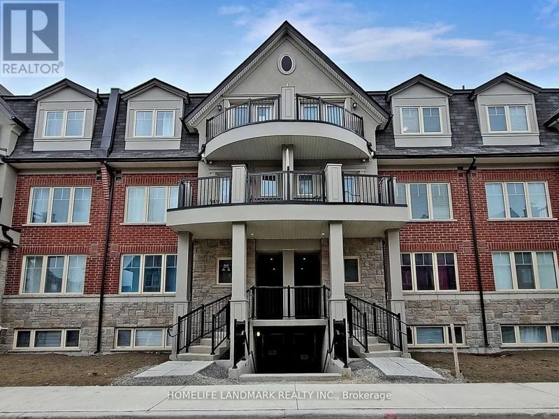 #17 15 Eaton Park Lane, Toronto (L'Amoreaux), Ontario, M1W0A5, Toronto (L'Amoreaux), Ontario — photo 1 of 5