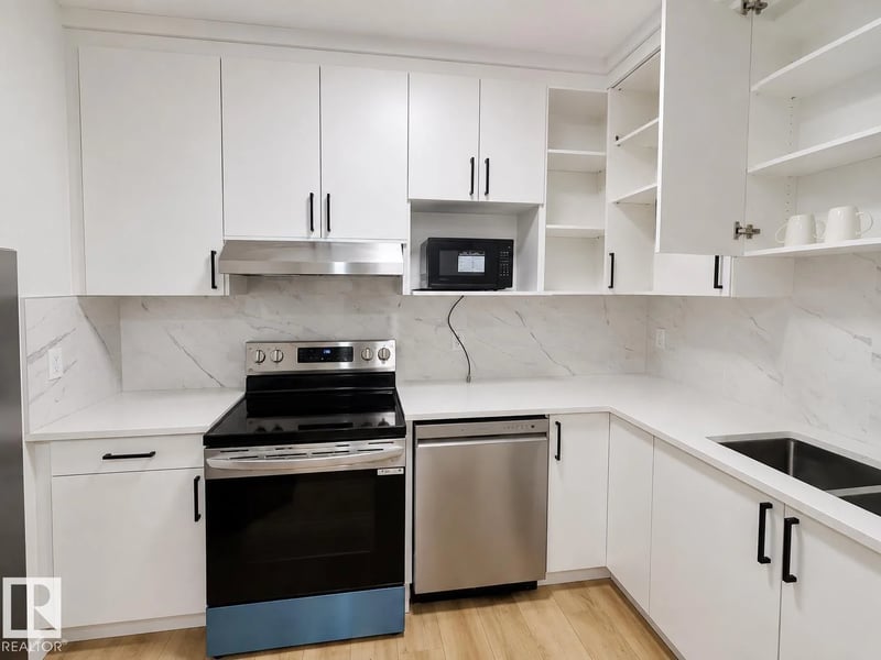 #BASEMENT 1913 209A ST NW, Edmonton, Alberta, T6M3E1, Edmonton, Alberta — photo 1 of 5