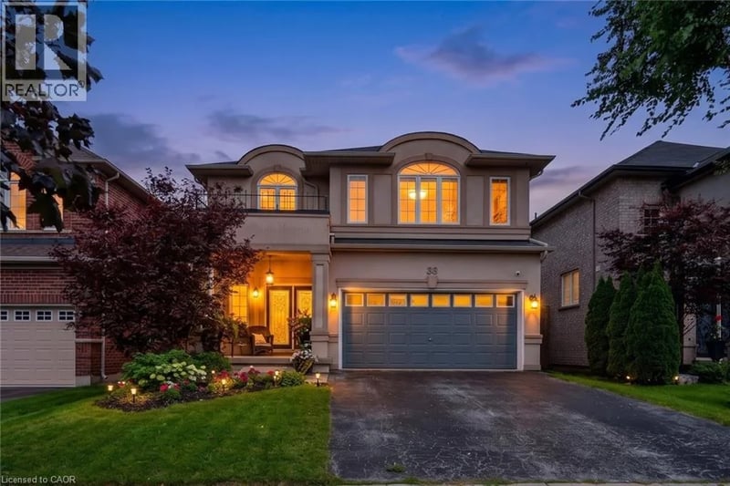 58 PEACH TREE Lane, Grimsby, Ontario, L3M0C1, Grimsby, Ontario — photo 1 of 5