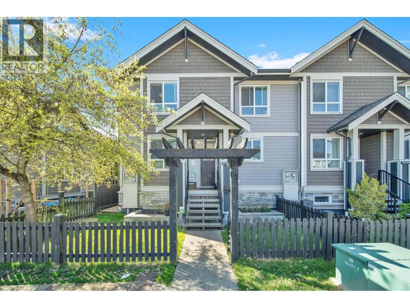 11155 240 Street, Maple Ridge, British Columbia, V2W0H7, Maple Ridge, British Columbia — photo 1 of 5