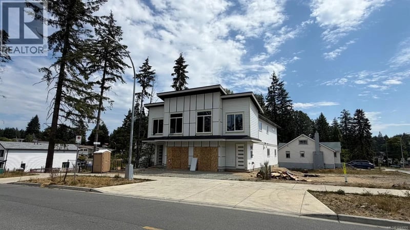 2304 Sparrow Lane, Nanaimo, British Columbia, V9T3R7, Nanaimo, British Columbia — photo 1 of 5