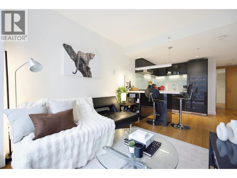 #1711 777 RICHARDS Street, Vancouver, British Columbia, V6B0M6, Vancouver, British Columbia — photo 1 of 5