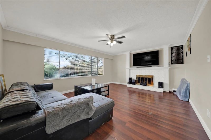 8531 116A Street, Delta, British Columbia, V4C5Z5, Delta, British Columbia — photo 1 of 5