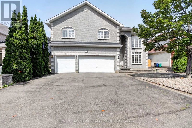 11 Taj Court, Ottawa, Ontario, K1G5K6, Ottawa, Ontario — photo 1 of 5