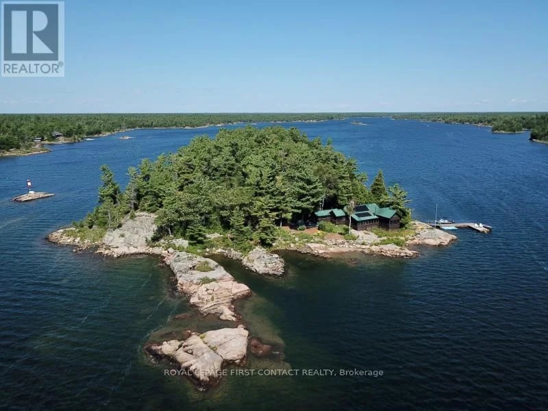 1 A207 Island, The Archipelago (Archipelago North), Ontario, P0G1K0, The Archipelago (Archipelago North), Ontario — photo 1 of 5