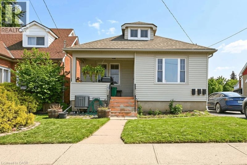 #Front Unit 66 QUEEN Street South, Thorold, Ontario, L2V3N5, Thorold, Ontario — photo 1 of 5