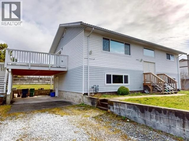 4922 SASKATCHEWAN AVE, Powell River, British Columbia, V8A3G4, Powell River, British Columbia — photo 1 of 5