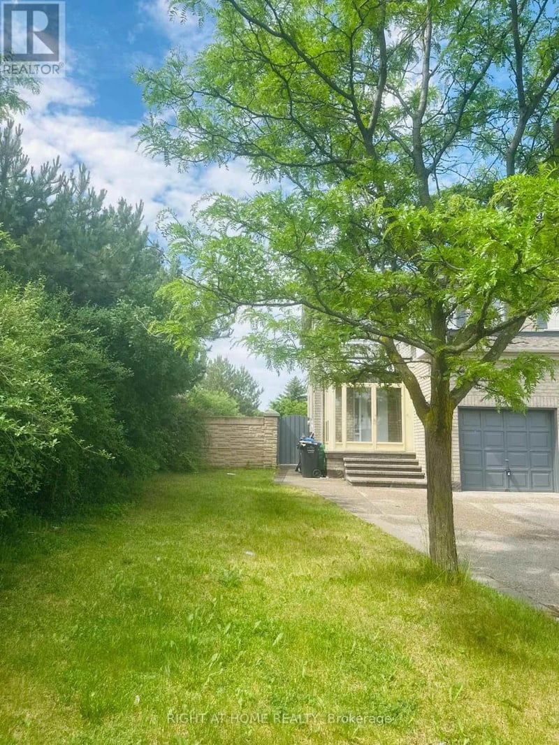 25 Lucio Court, Brampton (Bram East), Ontario, L6P1K1, Brampton (Bram East), Ontario — photo 1 of 2