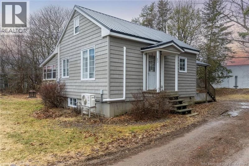 33 Magnolia Avenue, Sussex, New Brunswick, E4E2G8, Sussex, New Brunswick — photo 1 of 5