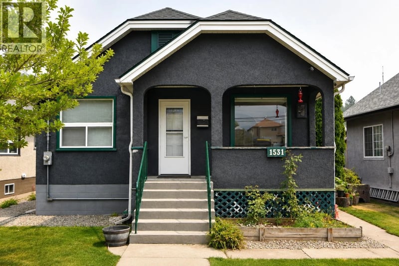 1531 Fourth Avenue, Trail, British Columbia, V1R1S7, Trail, British Columbia — photo 1 of 5